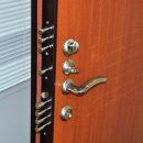 Как правильно установить металлическую дверь